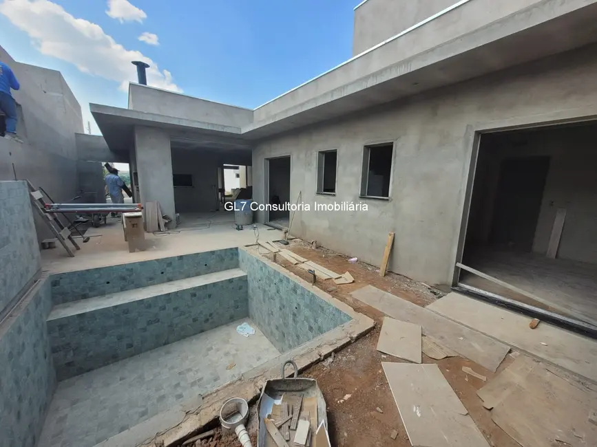 Foto 1 de Casa com 3 quartos à venda, 212m2 em Indaiatuba - SP