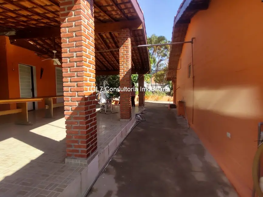 Foto 4 de Chácara com 2 quartos à venda, 200m2 em Recanto Campestre Internacional de Viracopos Gleba 4, Indaiatuba - SP