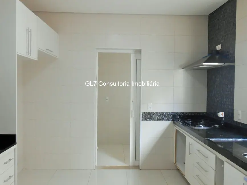 Casa de Condomínio com 4 quartos à venda, 257m2 em Chácara Belvedere, Indaiatuba - SP - imagem 3 Foto 3 de Casa de Condomínio com 4 quartos à venda, 257m2 em Chácara Belvedere, Indaiatuba - SP