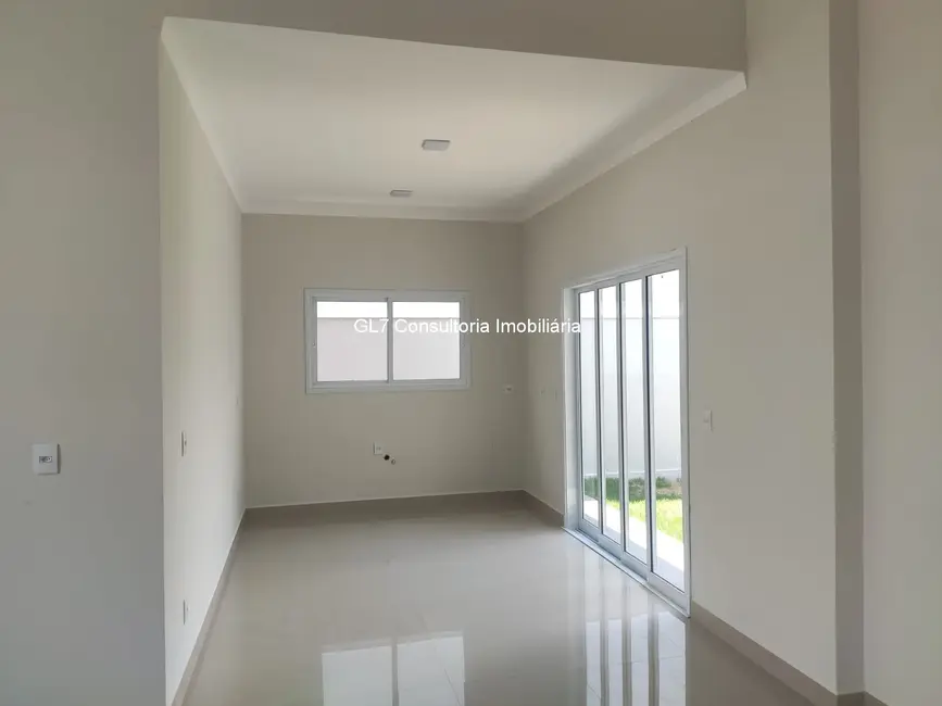 Foto 3 de Casa de Condomínio com 2 quartos à venda, 117m2 em Jardim Residencial Viena, Indaiatuba - SP