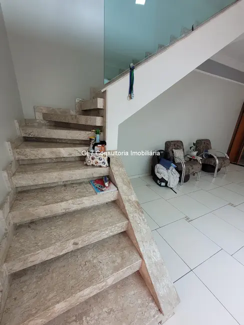Foto 9 de Casa com 3 quartos à venda, 209m2 em Jardim Bom Princípio, Indaiatuba - SP
