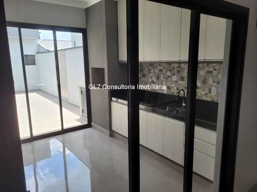 Casa com 3 quartos à venda, 136m2 em Jardim Bréscia, Indaiatuba - SP - imagem 3 Foto 3 de Casa com 3 quartos à venda, 136m2 em Jardim Bréscia, Indaiatuba - SP