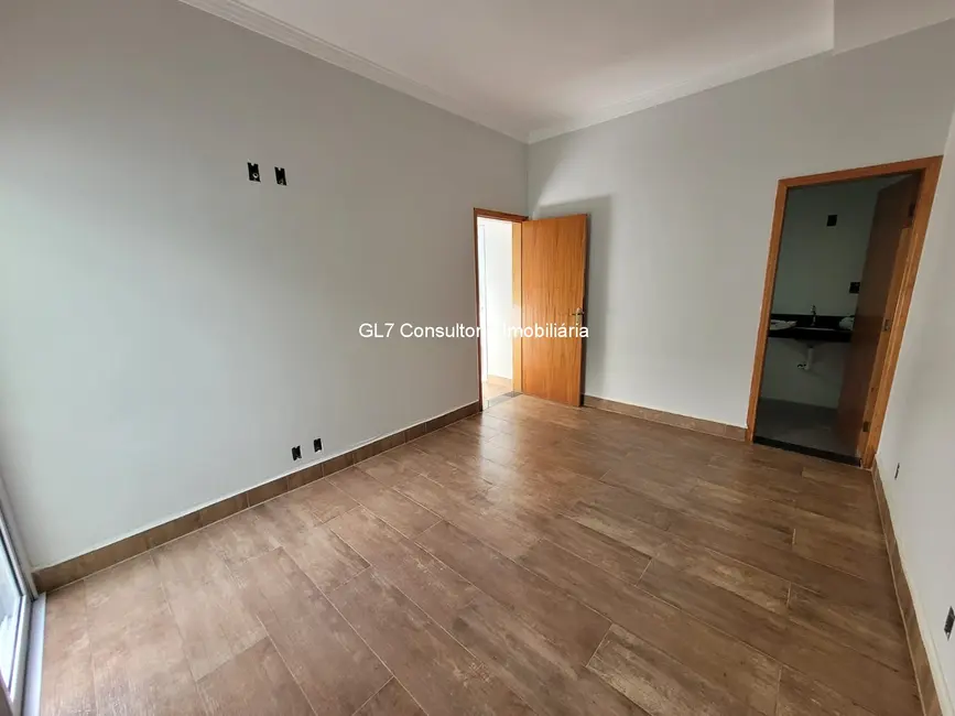 Foto 3 de Casa com 3 quartos à venda, 120m2 em Jardim Moriyama, Indaiatuba - SP