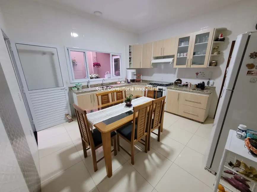 Foto 1 de Casa com 4 quartos à venda, 230m2 em Jardim Umuarama, Indaiatuba - SP