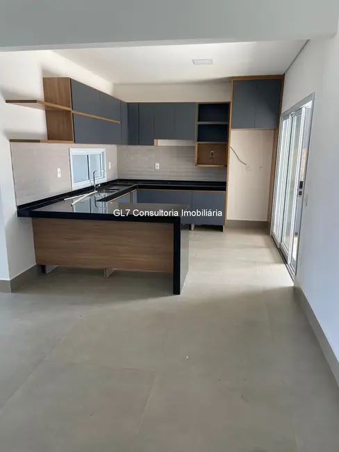 Casa de Condomínio com 3 quartos à venda, 140m2 em Indaiatuba - SP - imagem 4 Foto 4 de Casa de Condomínio com 3 quartos à venda, 140m2 em Indaiatuba - SP