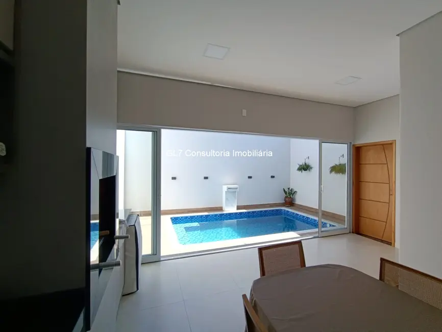 Foto 1 de Casa com 2 quartos à venda, 115m2 em Jardim Residencial Veneza, Indaiatuba - SP