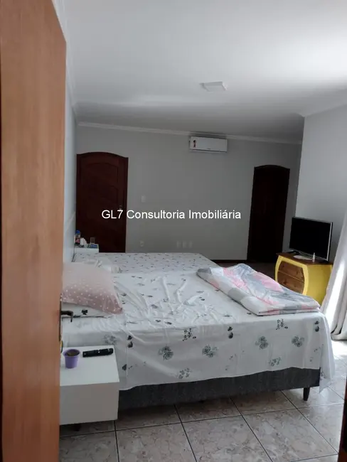Foto 6 de Casa com 4 quartos à venda, 265m2 em Vila Rubens, Indaiatuba - SP