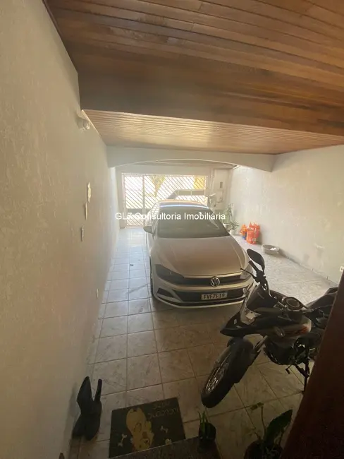 Foto 3 de Casa com 4 quartos à venda, 265m2 em Vila Rubens, Indaiatuba - SP