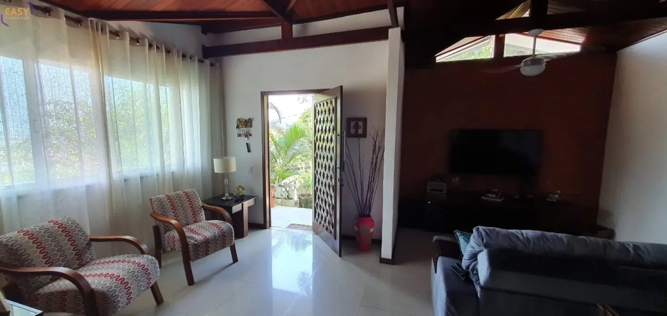 Casa de Condomínio com 3 quartos à venda, 182m2 em Jacarepaguá, Rio De Janeiro - RJ - imagem 4 Foto 4 de Casa de Condomínio com 3 quartos à venda, 182m2 em Jacarepaguá, Rio De Janeiro - RJ