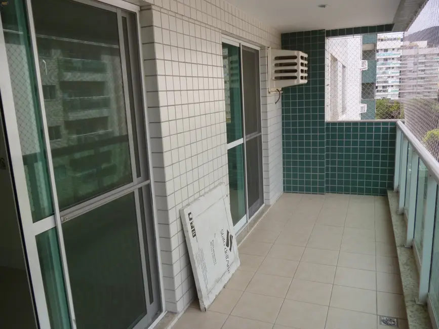 Foto 3 de Apartamento com 3 quartos à venda, 93m2 em Freguesia (Jacarepaguá), Rio De Janeiro - RJ