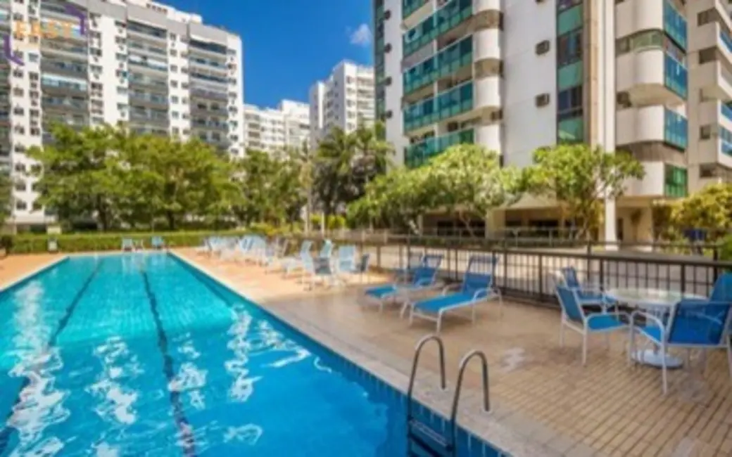 Foto 2 de Apartamento com 4 quartos à venda, 158m2 em Jacarepaguá, Rio De Janeiro - RJ