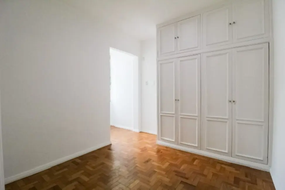 Apartamento com 3 quartos à venda, 118m2 em Botafogo, Rio De Janeiro - RJ - imagem 7 Foto 7 de Apartamento com 3 quartos à venda, 118m2 em Botafogo, Rio De Janeiro - RJ