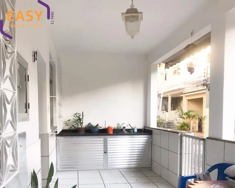 Casa de Condomínio com 4 quartos à venda, 170m2 em Del Castilho, Rio De Janeiro - RJ - imagem 4 Foto 4 de Casa de Condomínio com 4 quartos à venda, 170m2 em Del Castilho, Rio De Janeiro - RJ