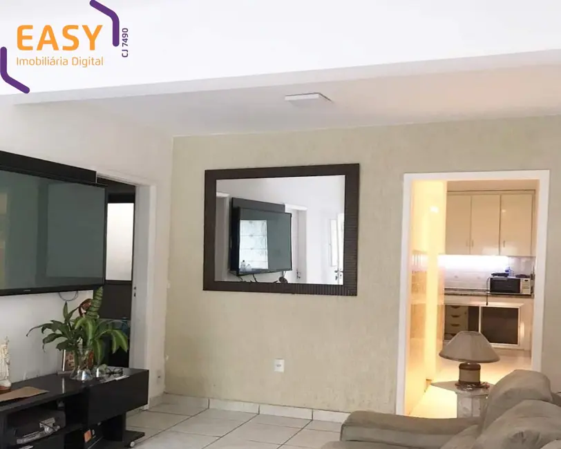 Casa de Condomínio com 4 quartos à venda, 170m2 em Del Castilho, Rio De Janeiro - RJ - imagem 8 Foto 8 de Casa de Condomínio com 4 quartos à venda, 170m2 em Del Castilho, Rio De Janeiro - RJ