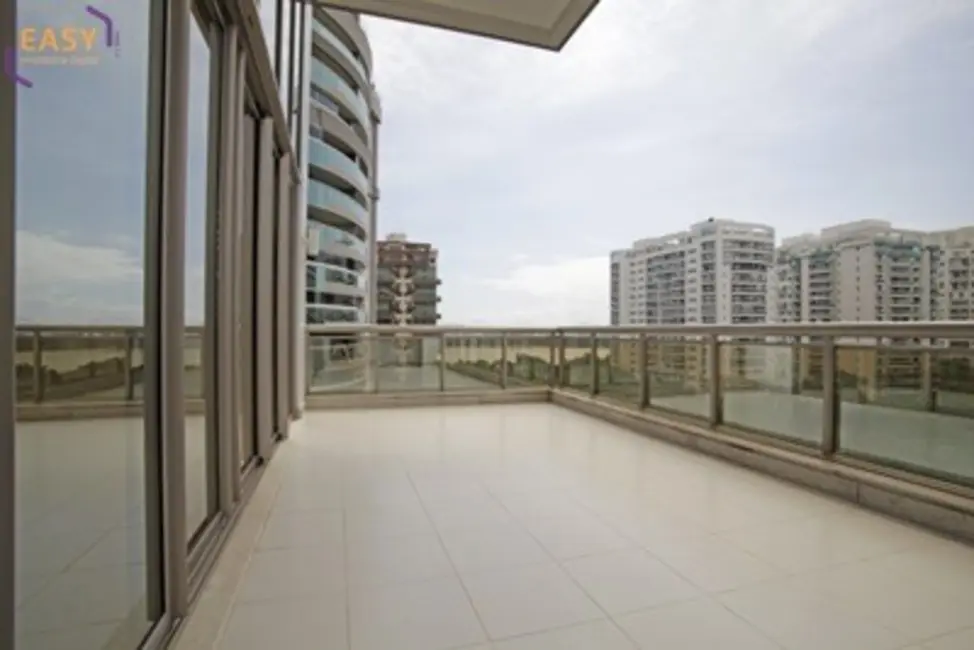 Foto 2 de Apartamento com 4 quartos à venda, 230m2 em Barra da Tijuca, Rio De Janeiro - RJ