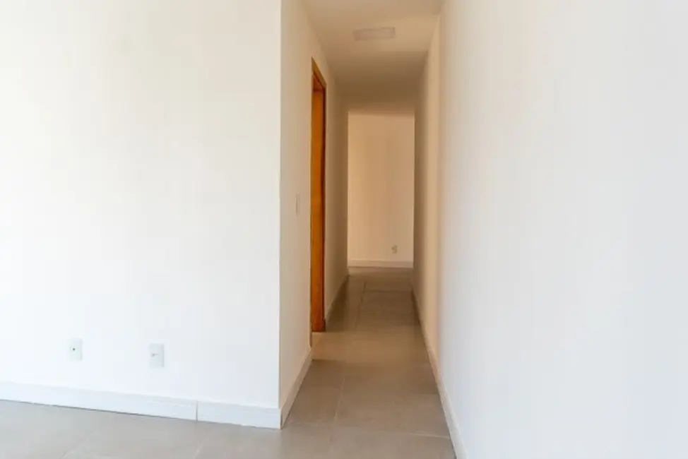 Apartamento com 3 quartos à venda, 92m2 em Tijuca, Rio De Janeiro - RJ - imagem 5 Foto 5 de Apartamento com 3 quartos à venda, 92m2 em Tijuca, Rio De Janeiro - RJ