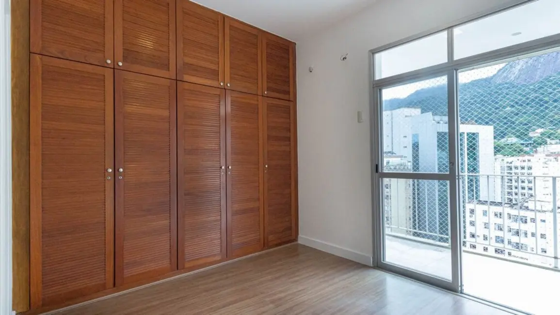 Foto 2 de Apartamento com 2 quartos à venda, 93m2 em Humaitá, Rio De Janeiro - RJ