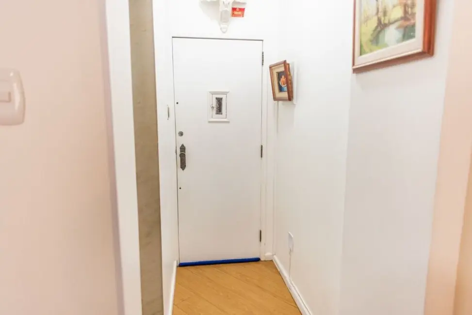 Apartamento com 3 quartos à venda, 92m2 em Copacabana, Rio De Janeiro - RJ - imagem 9 Foto 9 de Apartamento com 3 quartos à venda, 92m2 em Copacabana, Rio De Janeiro - RJ