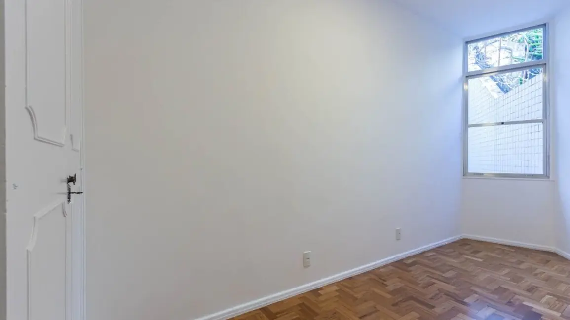 Foto 4 de Apartamento com 3 quartos à venda, 135m2 em Copacabana, Rio De Janeiro - RJ