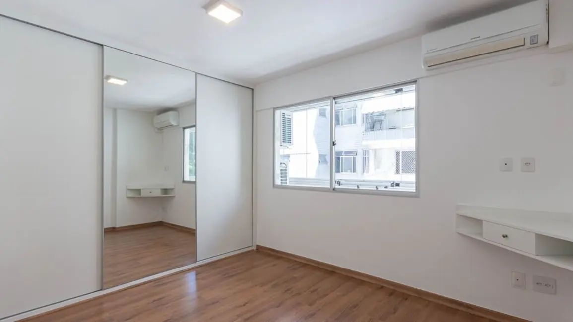 Foto 3 de Apartamento com 2 quartos à venda, 103m2 em Leblon, Rio De Janeiro - RJ