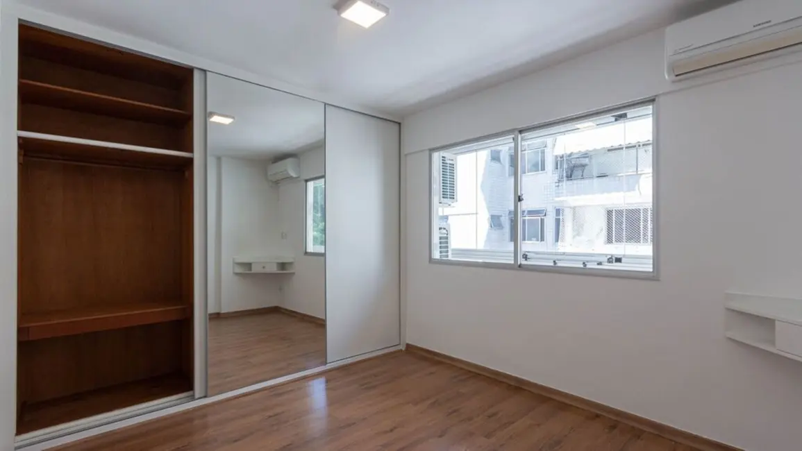 Foto 2 de Apartamento com 2 quartos à venda, 103m2 em Leblon, Rio De Janeiro - RJ