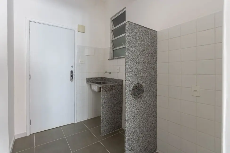 Foto 8 de Apartamento com 1 quarto à venda, 30m2 em Copacabana, Rio De Janeiro - RJ