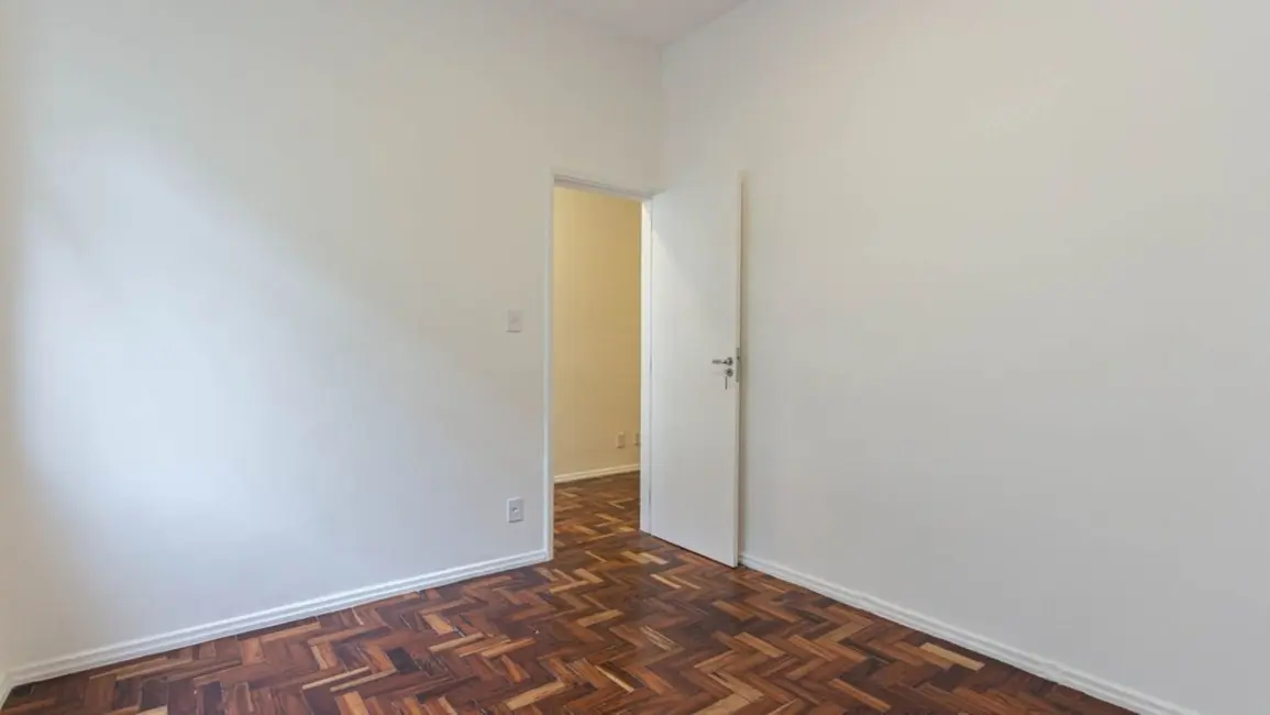 Apartamento com 1 quarto à venda, 46m2 em Humaitá, Rio De Janeiro - RJ - imagem 5 Foto 5 de Apartamento com 1 quarto à venda, 46m2 em Humaitá, Rio De Janeiro - RJ
