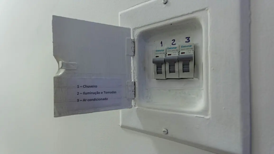 Apartamento com 1 quarto à venda, 27m2 em Flamengo, Rio De Janeiro - RJ - imagem 3 Foto 3 de Apartamento com 1 quarto à venda, 27m2 em Flamengo, Rio De Janeiro - RJ