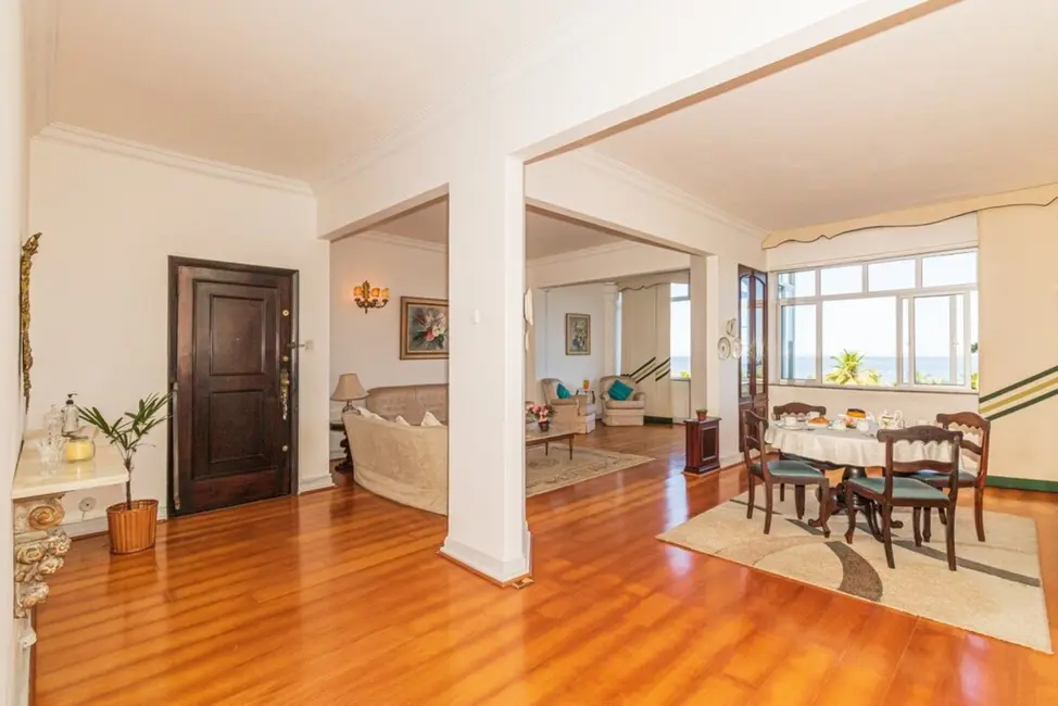 Foto 2 de Apartamento com 3 quartos à venda, 192m2 em Copacabana, Rio De Janeiro - RJ