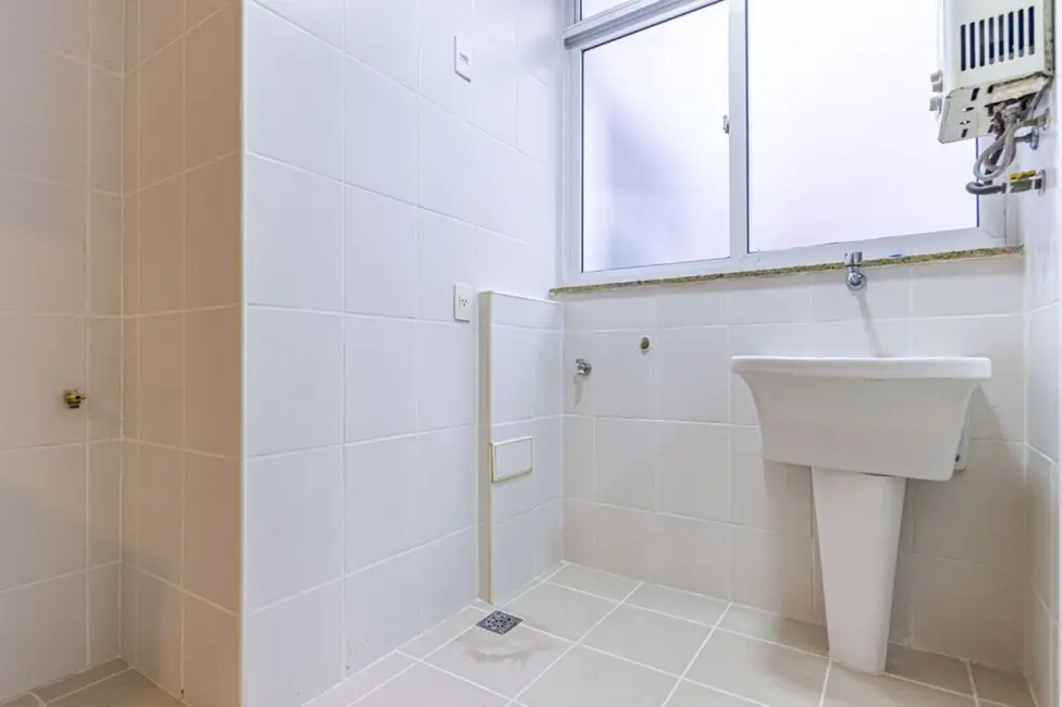 Apartamento com 2 quartos à venda, 99m2 em Copacabana, Rio De Janeiro - RJ - imagem 8 Foto 8 de Apartamento com 2 quartos à venda, 99m2 em Copacabana, Rio De Janeiro - RJ