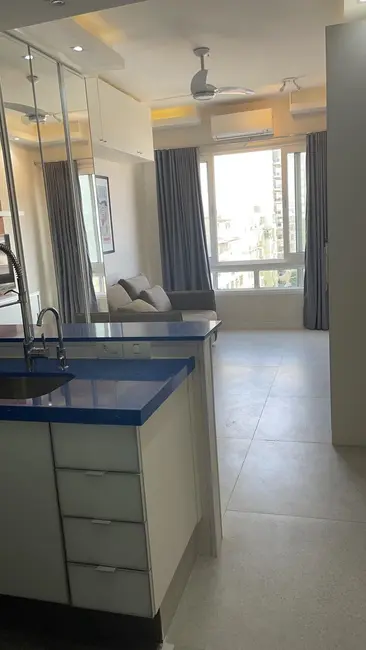 Loft / Flat com 1 quarto à venda, 28m2 em Copacabana, Rio De Janeiro - RJ - imagem 4 Foto 4 de Loft / Flat com 1 quarto à venda, 28m2 em Copacabana, Rio De Janeiro - RJ