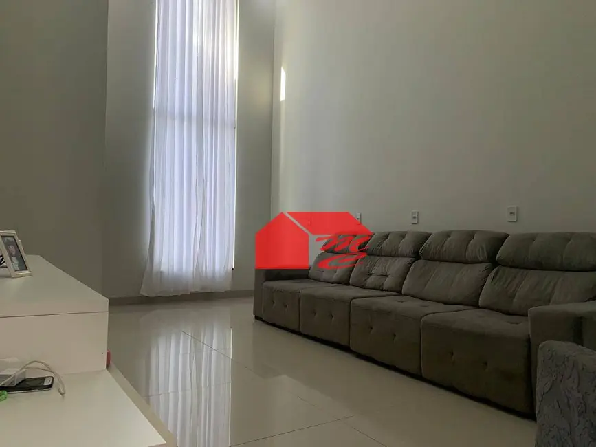 Foto 4 de Casa com 3 quartos à venda, 348m2 em Jardim Paraná, Ariquemes - RO