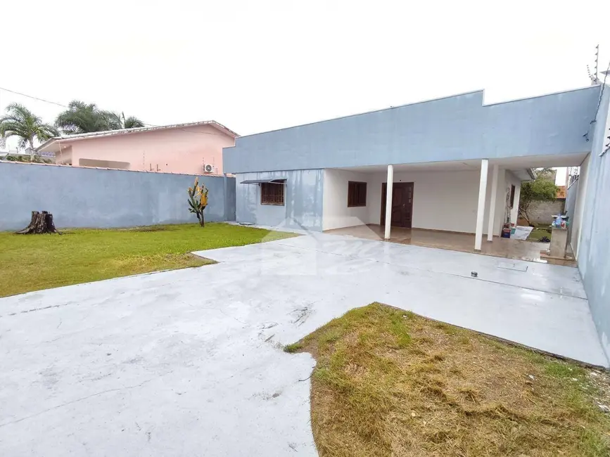 Casa com 3 quartos para alugar, 562m2 em Setor 03, Ariquemes - RO - imagem 3 Foto 3 de Casa com 3 quartos para alugar, 562m2 em Setor 03, Ariquemes - RO