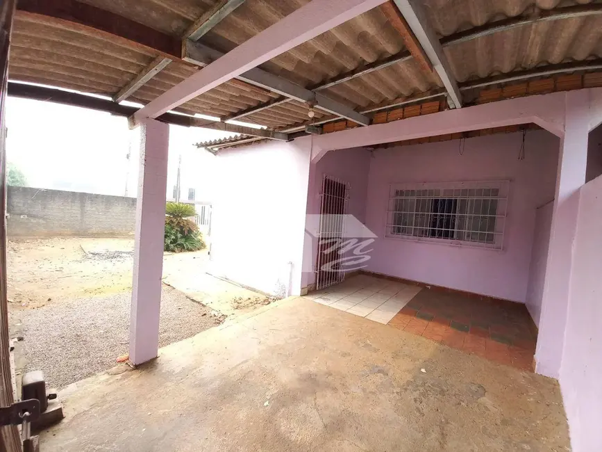 Casa com 2 quartos para alugar, 60m2 em Setor 04, Ariquemes - RO - imagem 3 Foto 3 de Casa com 2 quartos para alugar, 60m2 em Setor 04, Ariquemes - RO