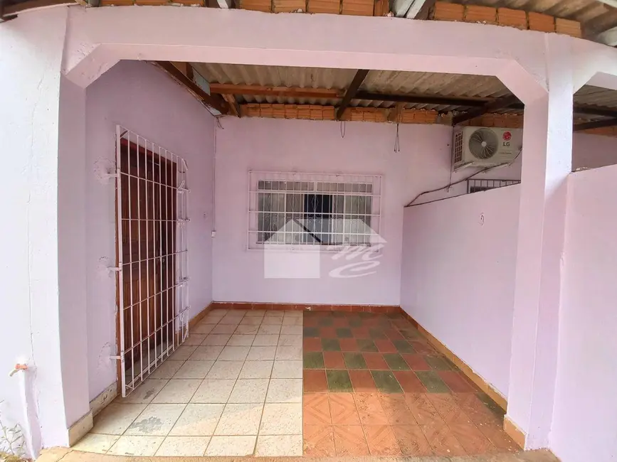 Casa com 2 quartos para alugar, 60m2 em Setor 04, Ariquemes - RO - imagem 4 Foto 4 de Casa com 2 quartos para alugar, 60m2 em Setor 04, Ariquemes - RO