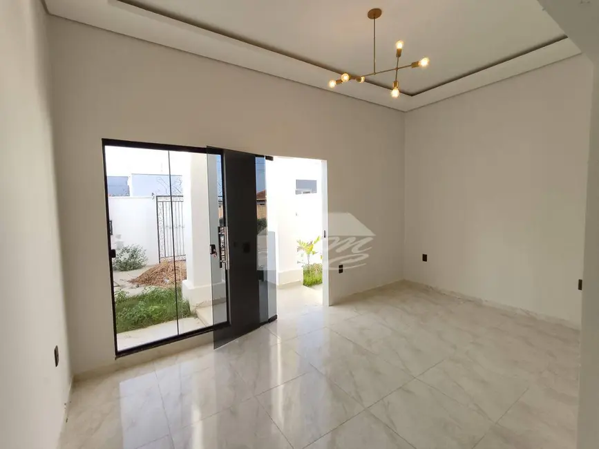 Foto 3 de Casa com 2 quartos à venda, 180m2 em Ariquemes - RO