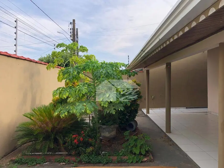 Foto 3 de Casa com 3 quartos à venda, 360m2 em Setor 06, Ariquemes - RO