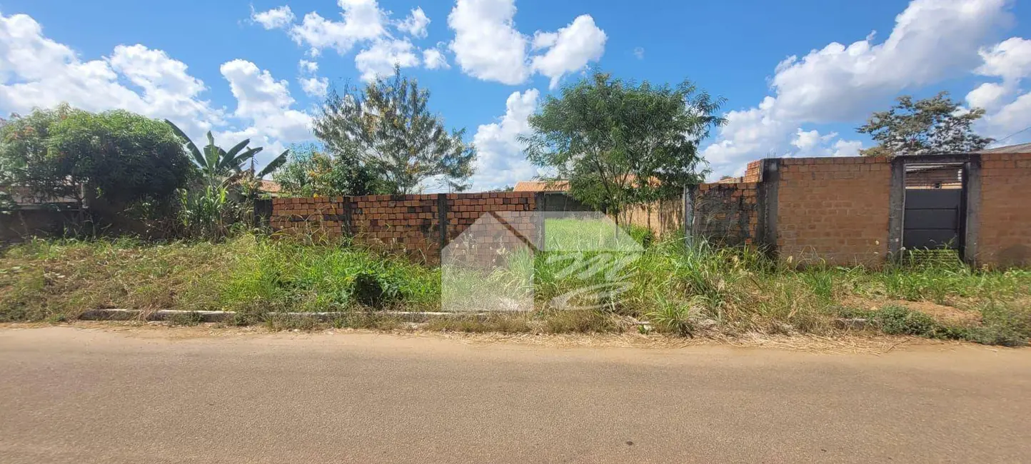 Foto 3 de Terreno / Lote à venda, 360m2 em Ariquemes - RO