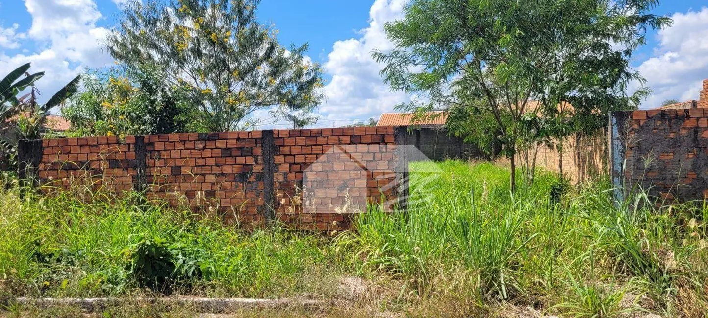 Foto 1 de Terreno / Lote à venda, 360m2 em Ariquemes - RO