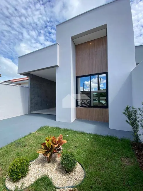 Foto 1 de Casa com 2 quartos à venda, 180m2 em Nova União 03, Ariquemes - RO