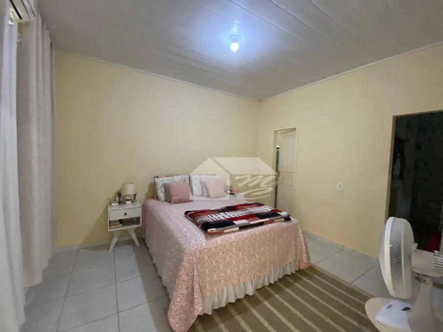 Foto 7 de Casa com 3 quartos à venda, 200m2 em Jardim das Palmeiras, Ariquemes - RO