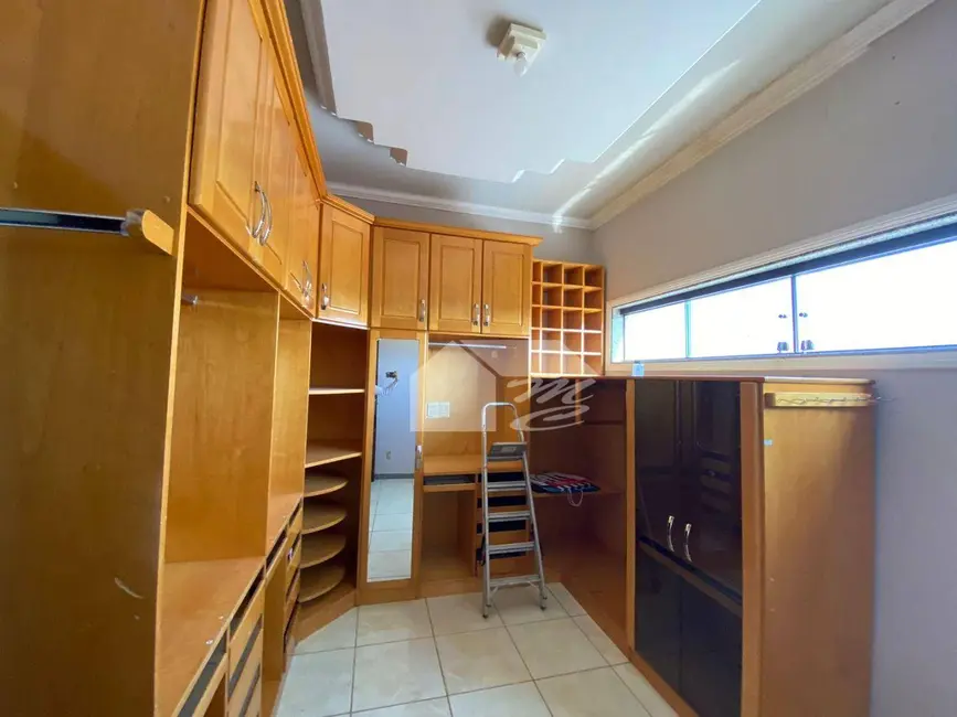 Foto 8 de Casa com 5 quartos à venda, 360m2 em Setor 05, Ariquemes - RO