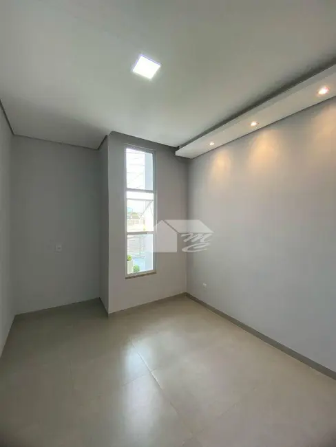 Foto 4 de Casa com 3 quartos à venda, 180m2 em Ariquemes - RO