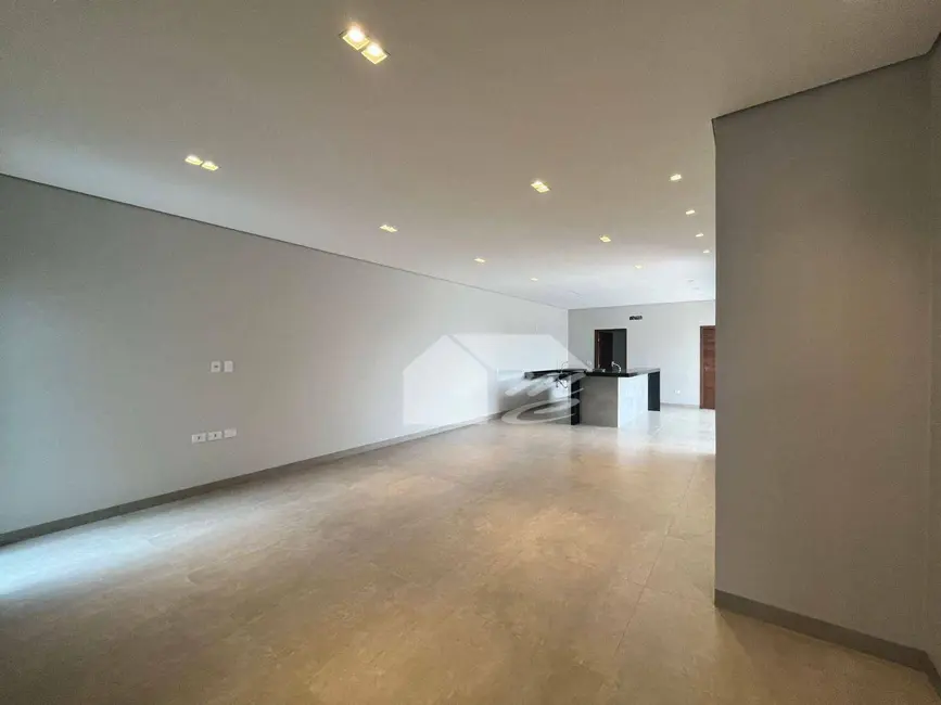 Casa de Condomínio com 3 quartos à venda, 400m2 em Ariquemes - RO - imagem 9 Foto 9 de Casa de Condomínio com 3 quartos à venda, 400m2 em Ariquemes - RO