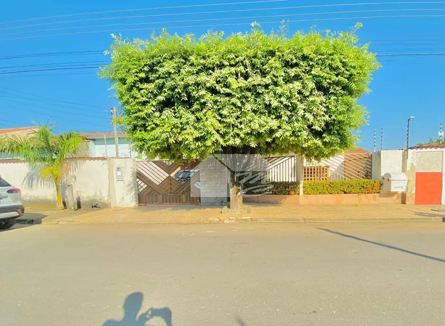 Foto 1 de Casa com 3 quartos à venda, 456m2 em Setor 01, Ariquemes - RO