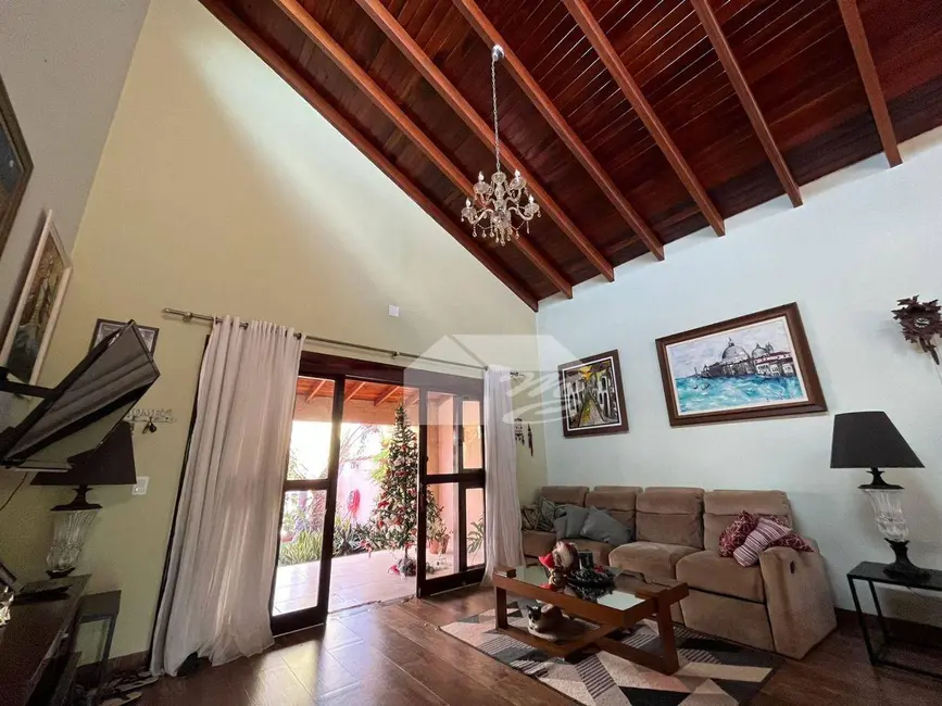 Casa de Condomínio com 3 quartos à venda, 475m2 em Ariquemes - RO - imagem 4 Foto 4 de Casa de Condomínio com 3 quartos à venda, 475m2 em Ariquemes - RO