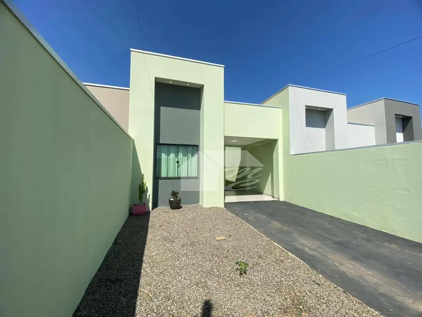 Foto 2 de Casa com 2 quartos à venda, 180m2 em Ariquemes - RO