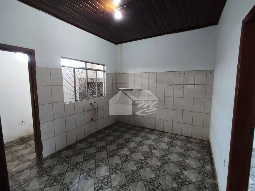 Casa com 2 quartos para alugar, 49m2 em Setor 03, Ariquemes - RO - imagem 7 Foto 7 de Casa com 2 quartos para alugar, 49m2 em Setor 03, Ariquemes - RO