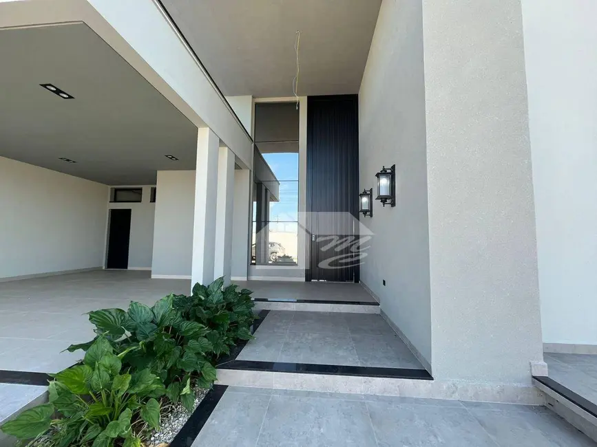 Casa de Condomínio com 3 quartos à venda, 375m2 em Condomínio São Paulo, Ariquemes - RO - imagem 3 Foto 3 de Casa de Condomínio com 3 quartos à venda, 375m2 em Condomínio São Paulo, Ariquemes - RO