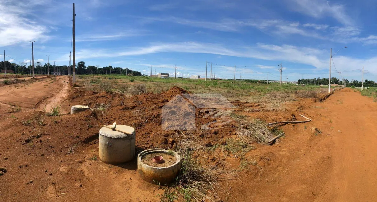 Foto 1 de Terreno / Lote à venda, 325m2 em Ariquemes - RO